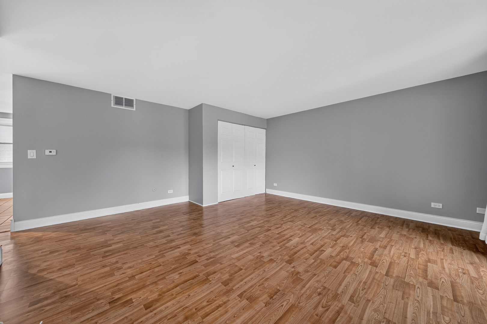 5024 N Austin Avenue 2e Property Photo 6