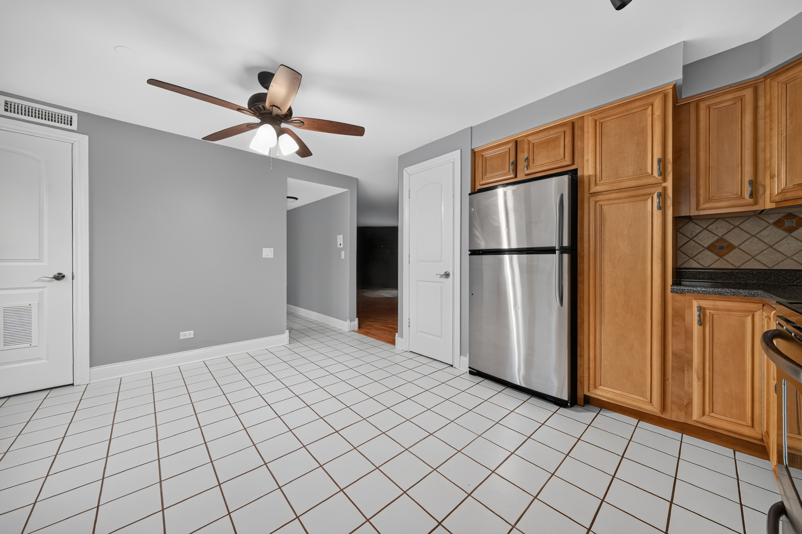 5024 N Austin Avenue 2e Property Photo 14