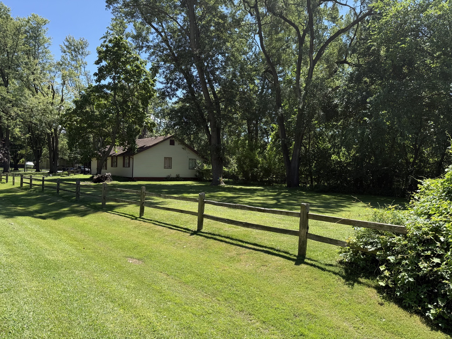 15800 Chappel Street Property Photo 4