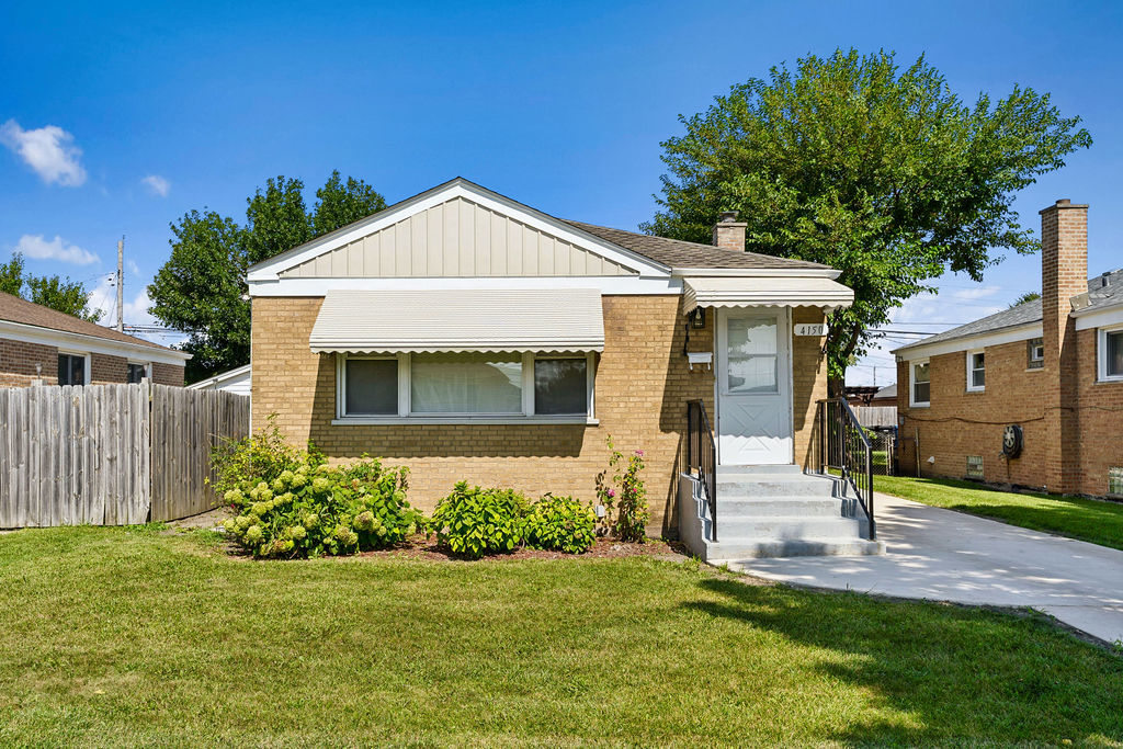 4150 W 83rd Street Property Photo 1