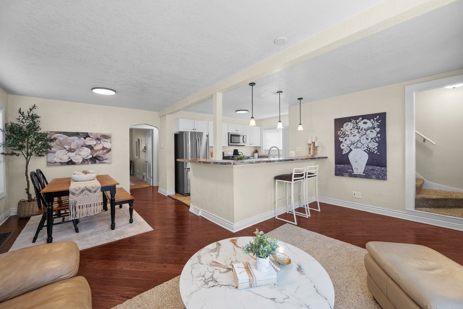 2406 18th Avenue Property Photo 3