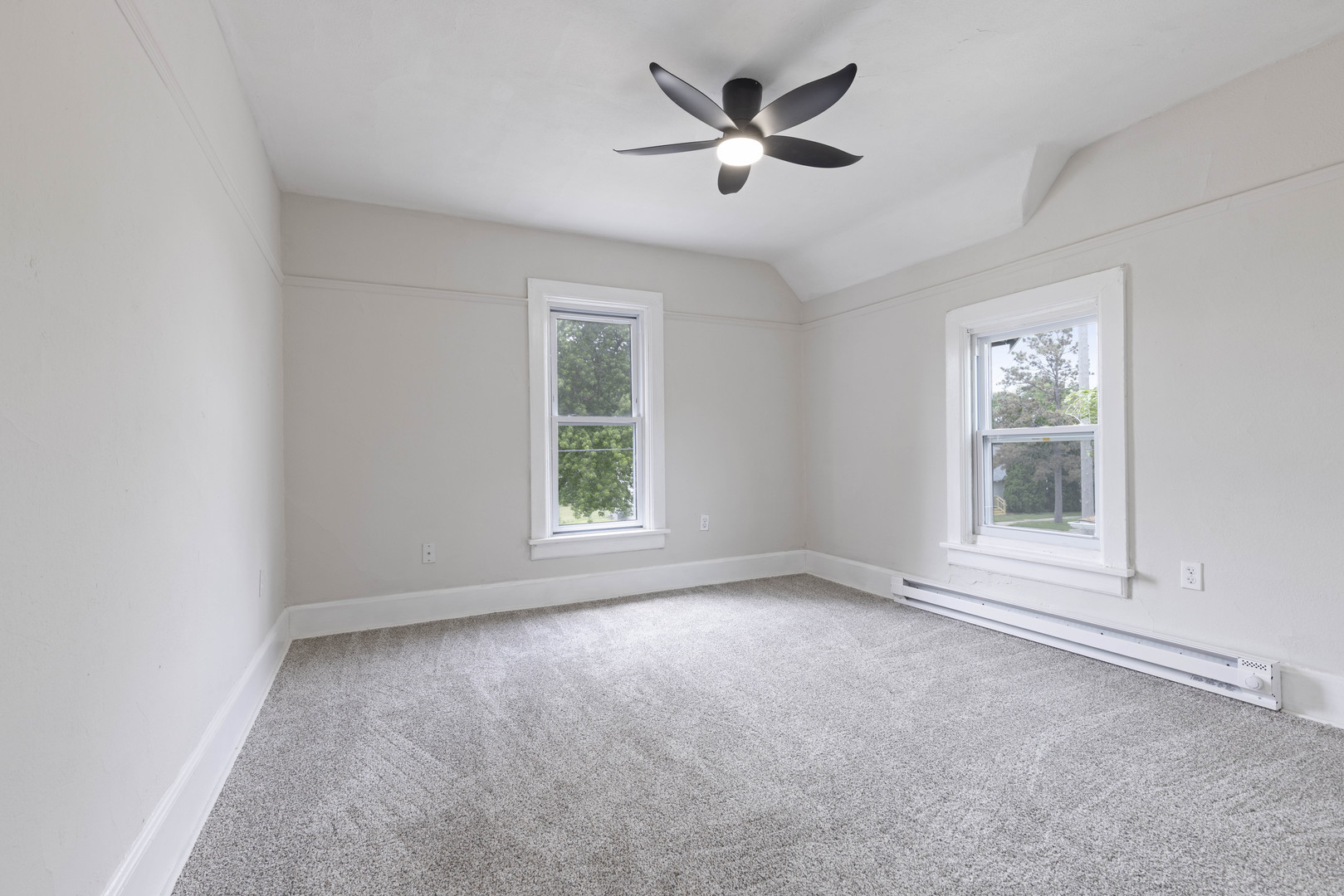135 S 8th Street Property Photo 16