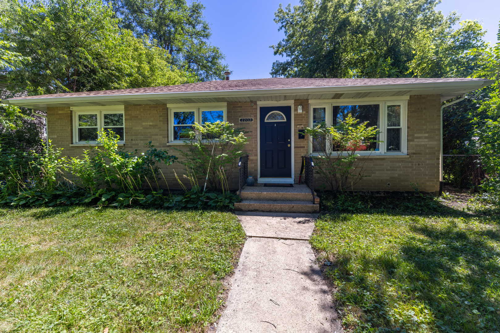 2207 Carmel Boulevard Property Photo 1