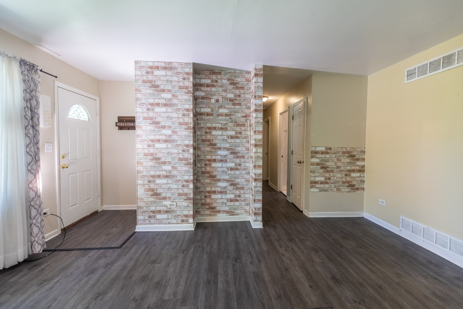 2207 Carmel Boulevard Property Photo 3
