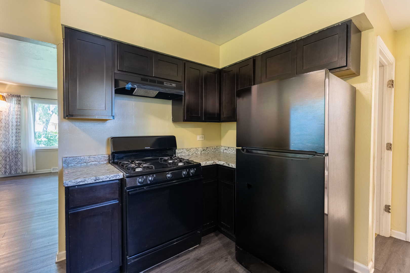 2207 Carmel Boulevard Property Photo 7