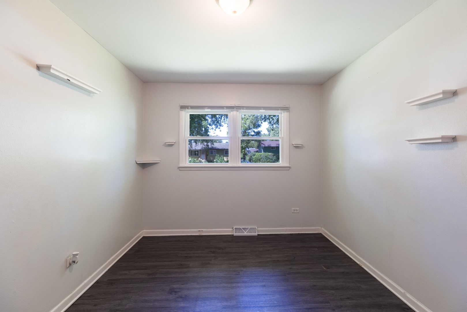 2207 Carmel Boulevard Property Photo 11