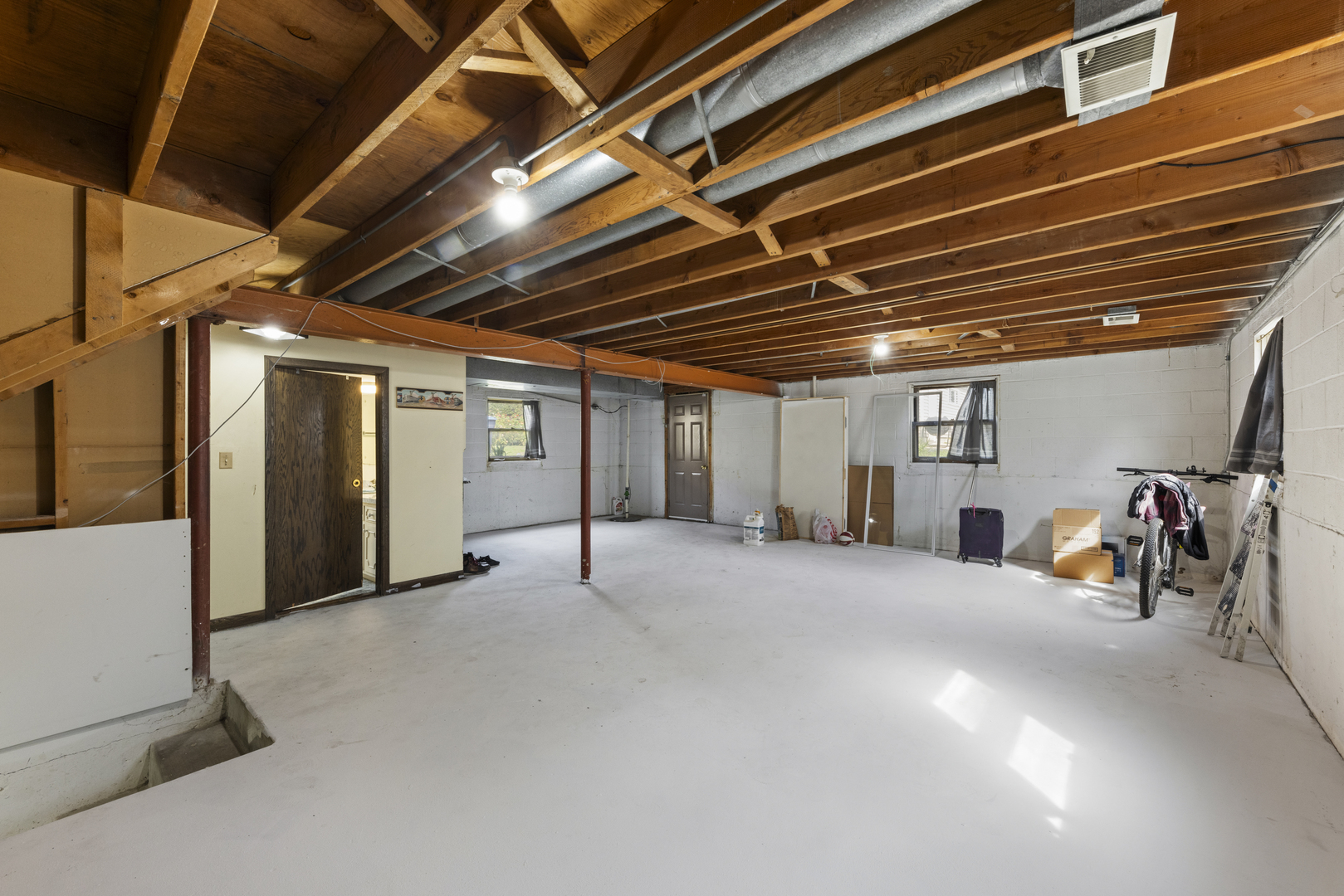 5902 W Maple Avenue Property Photo 19