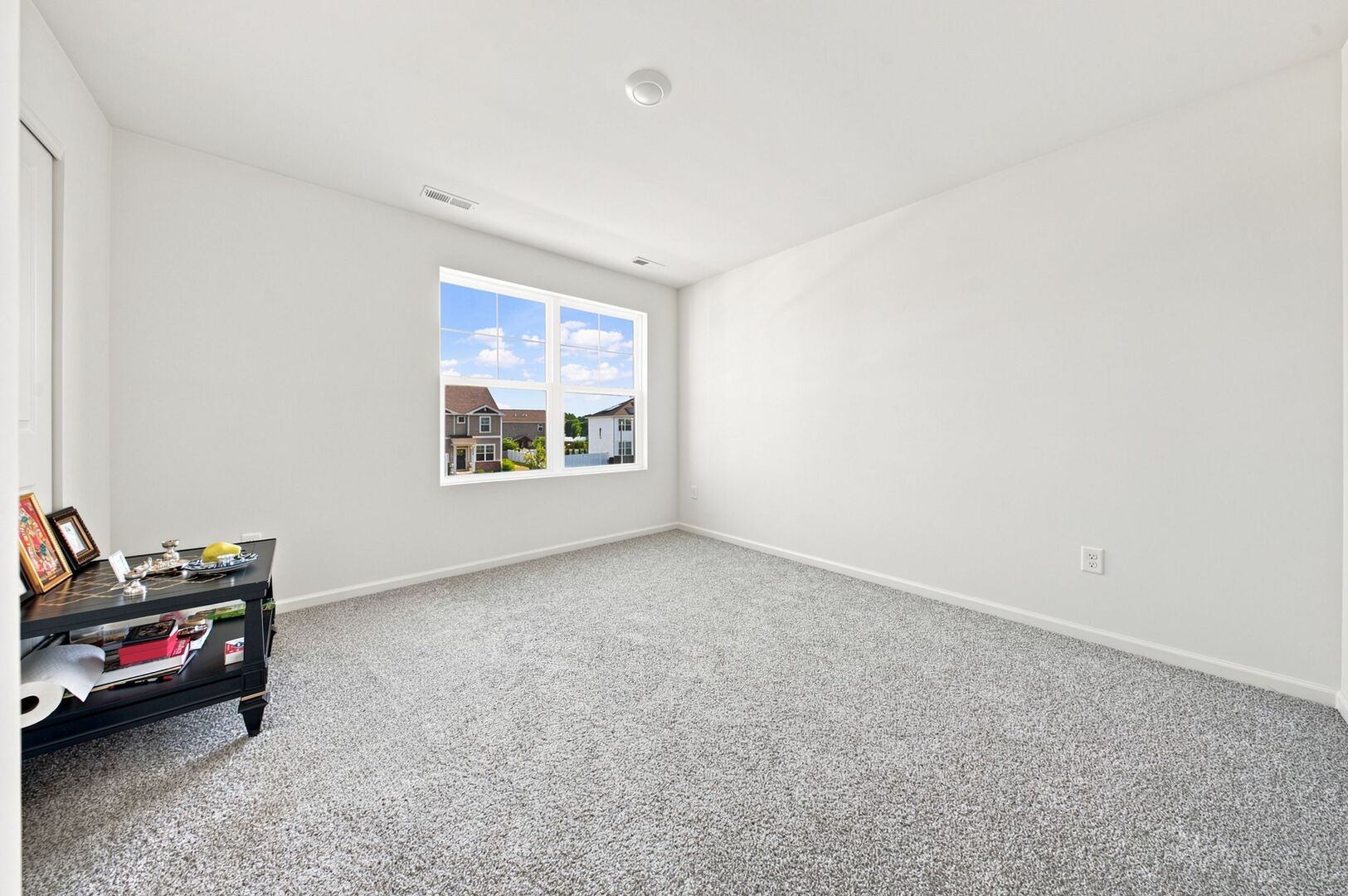 2642 Seeley Street Property Photo 17
