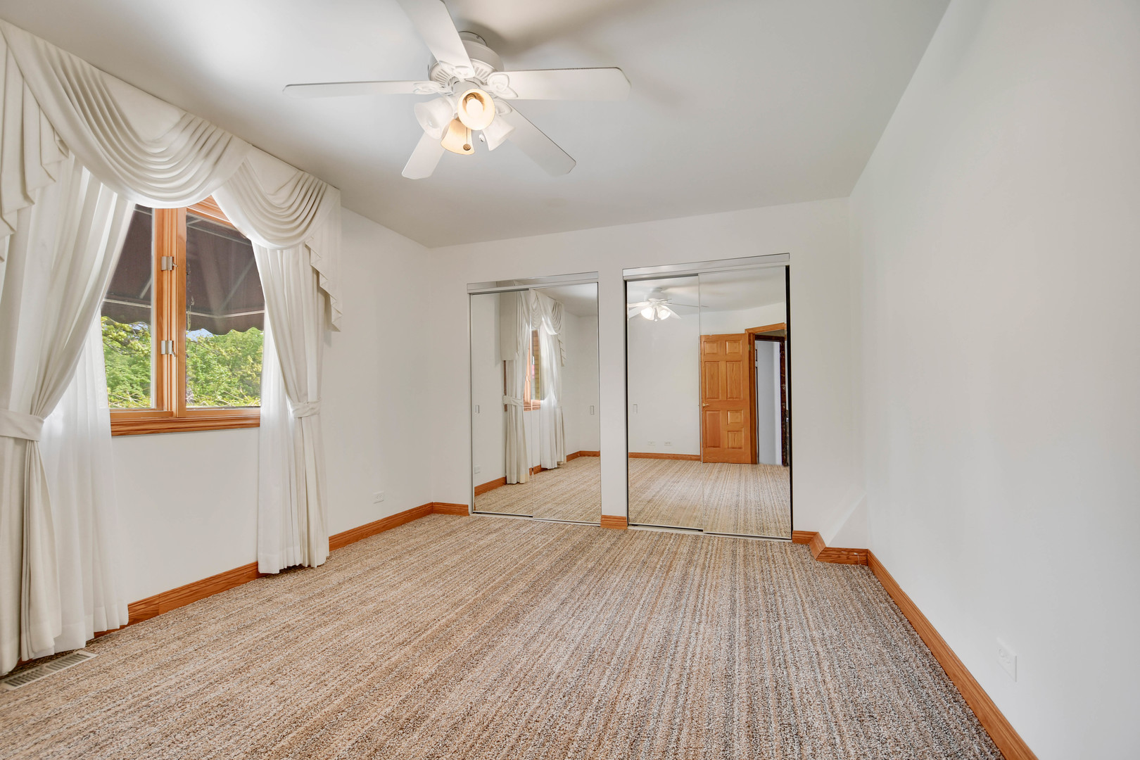 14650 Lamon Avenue Property Photo 22