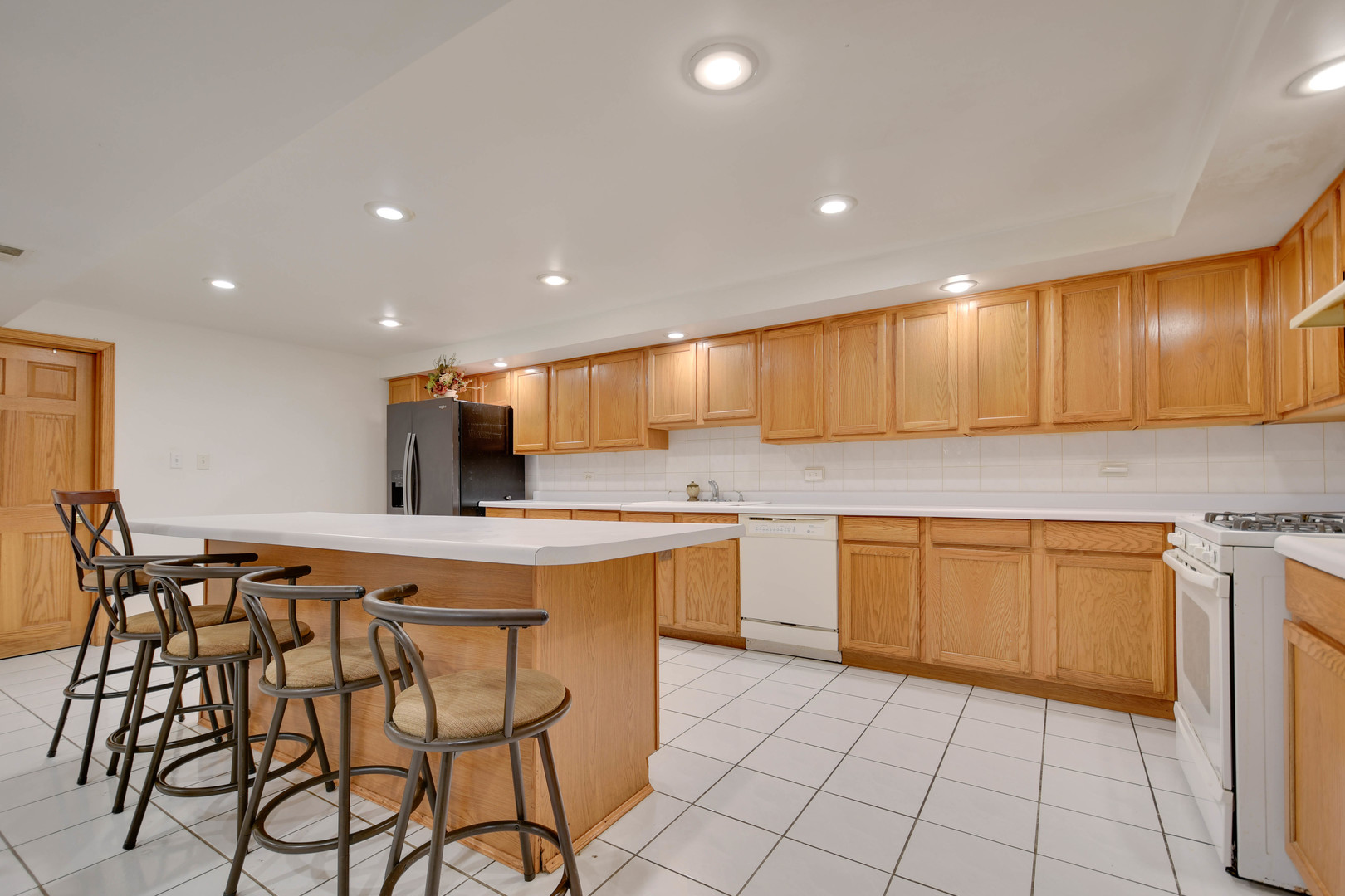 14650 Lamon Avenue Property Photo 29