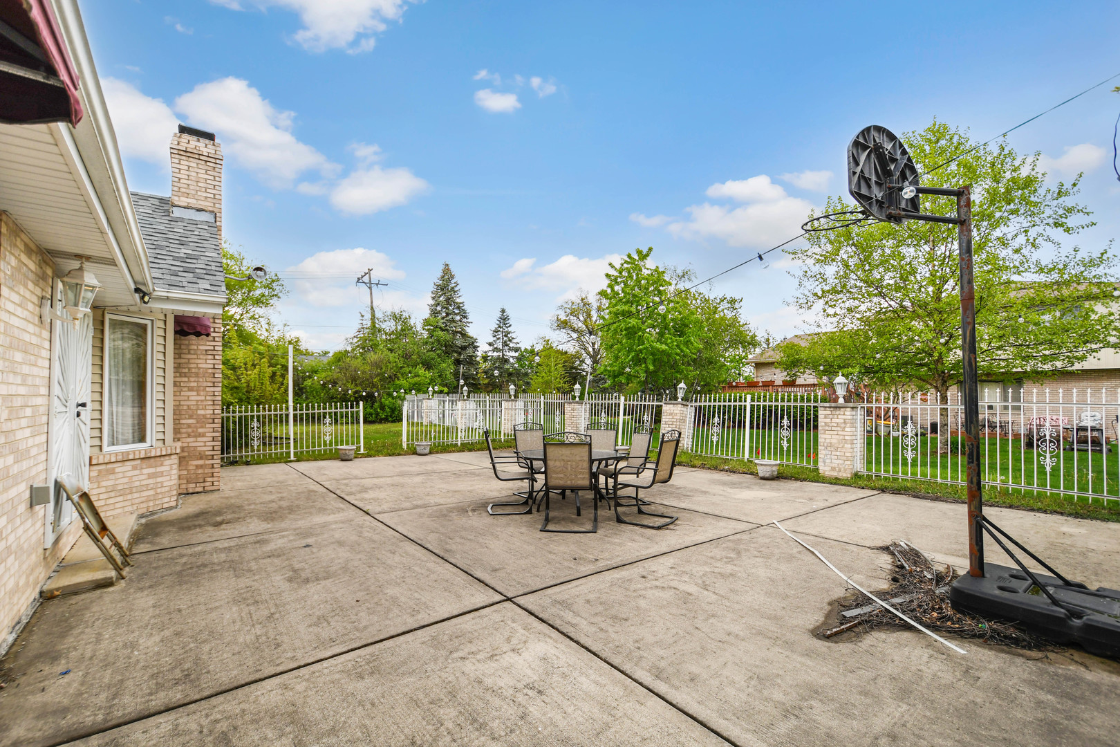 14650 Lamon Avenue Property Photo 38
