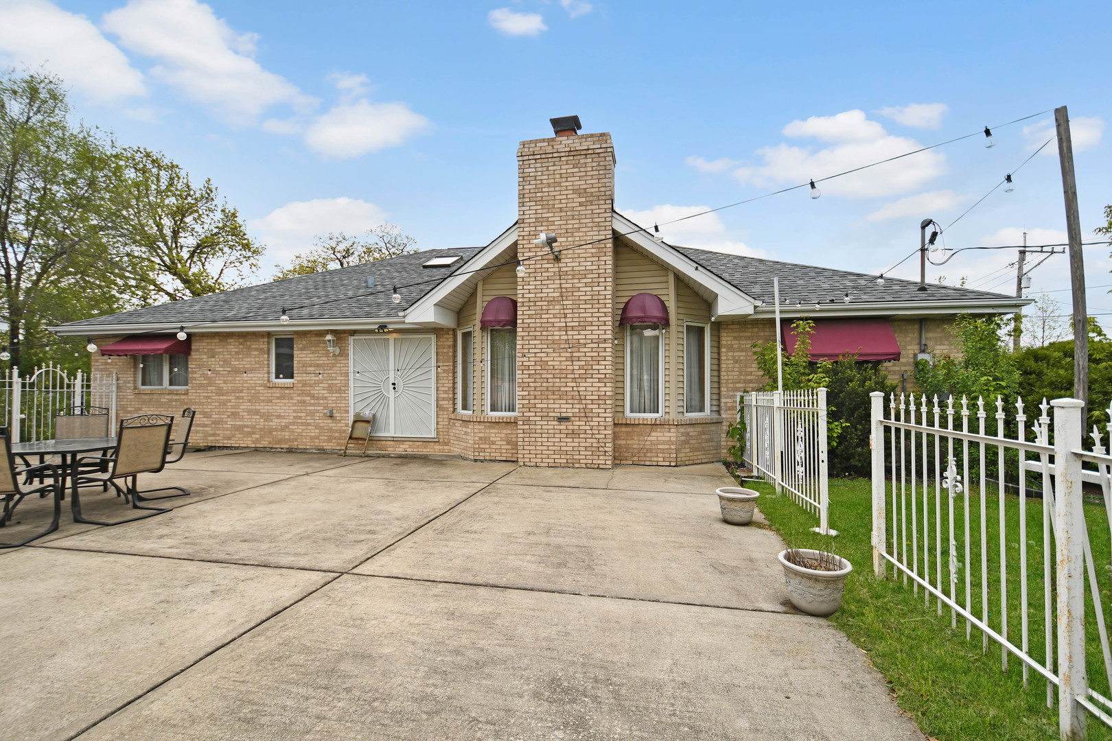 14650 Lamon Avenue Property Photo 40