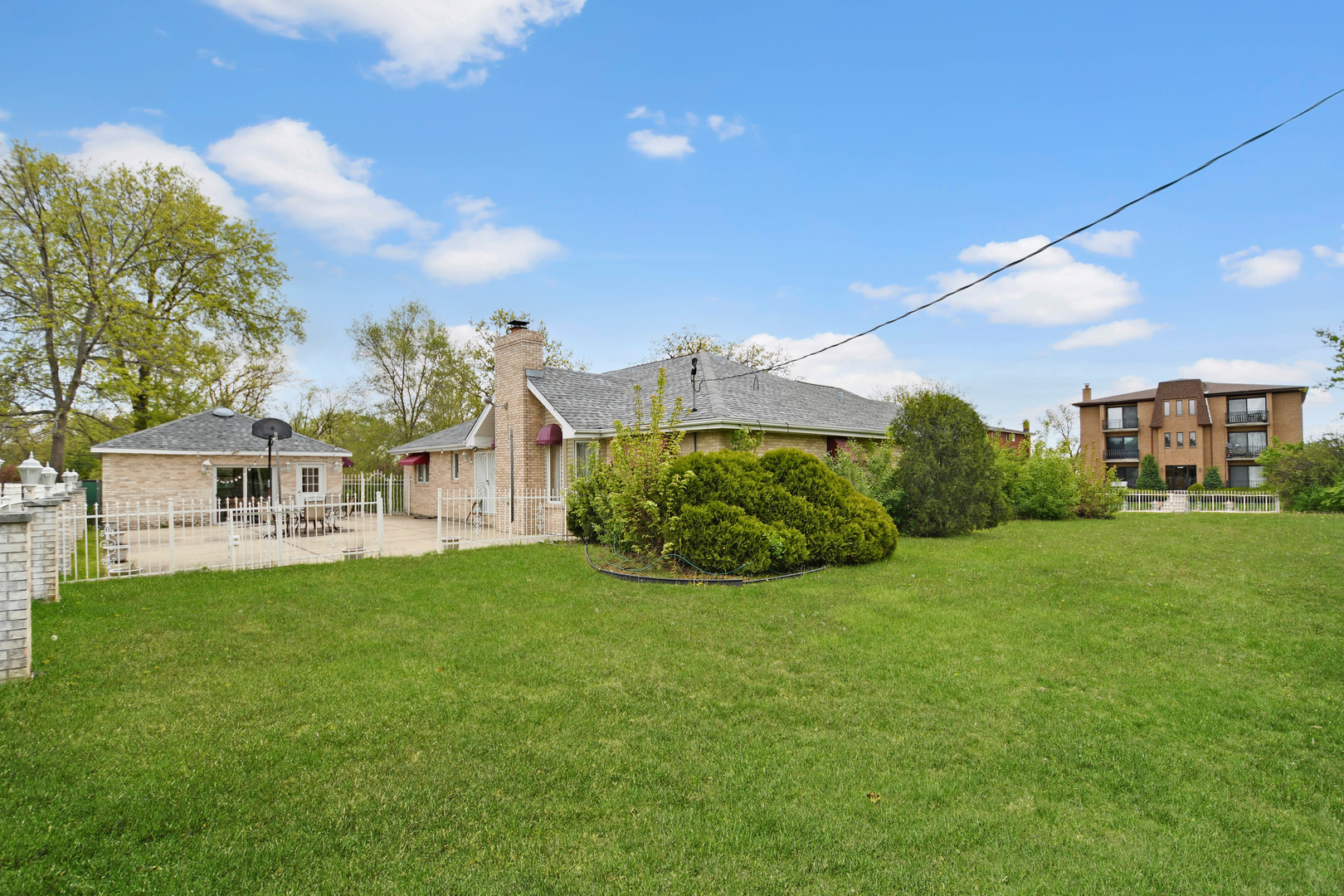 14650 Lamon Avenue Property Photo 41