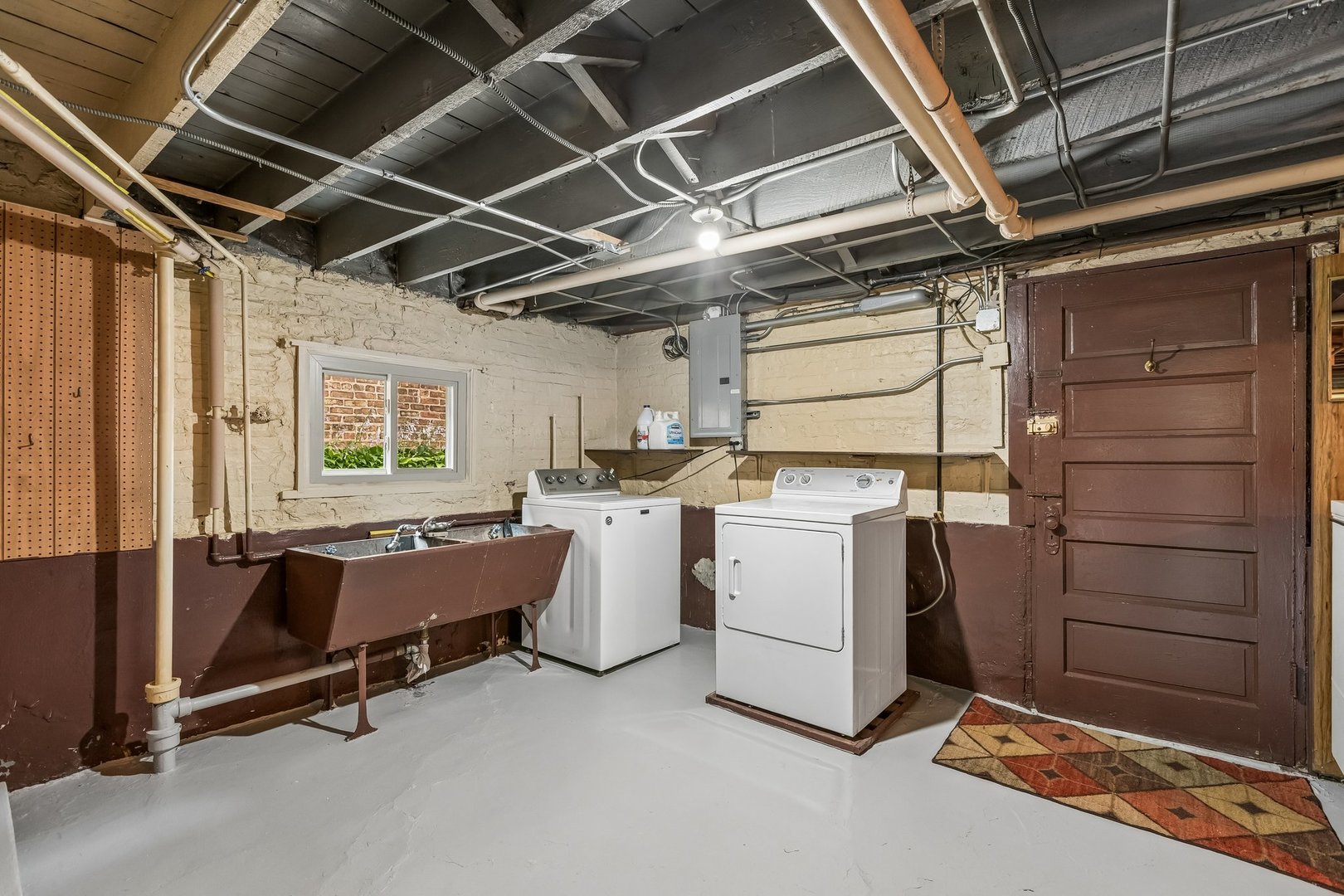 937 N Harvey Avenue Property Photo 30