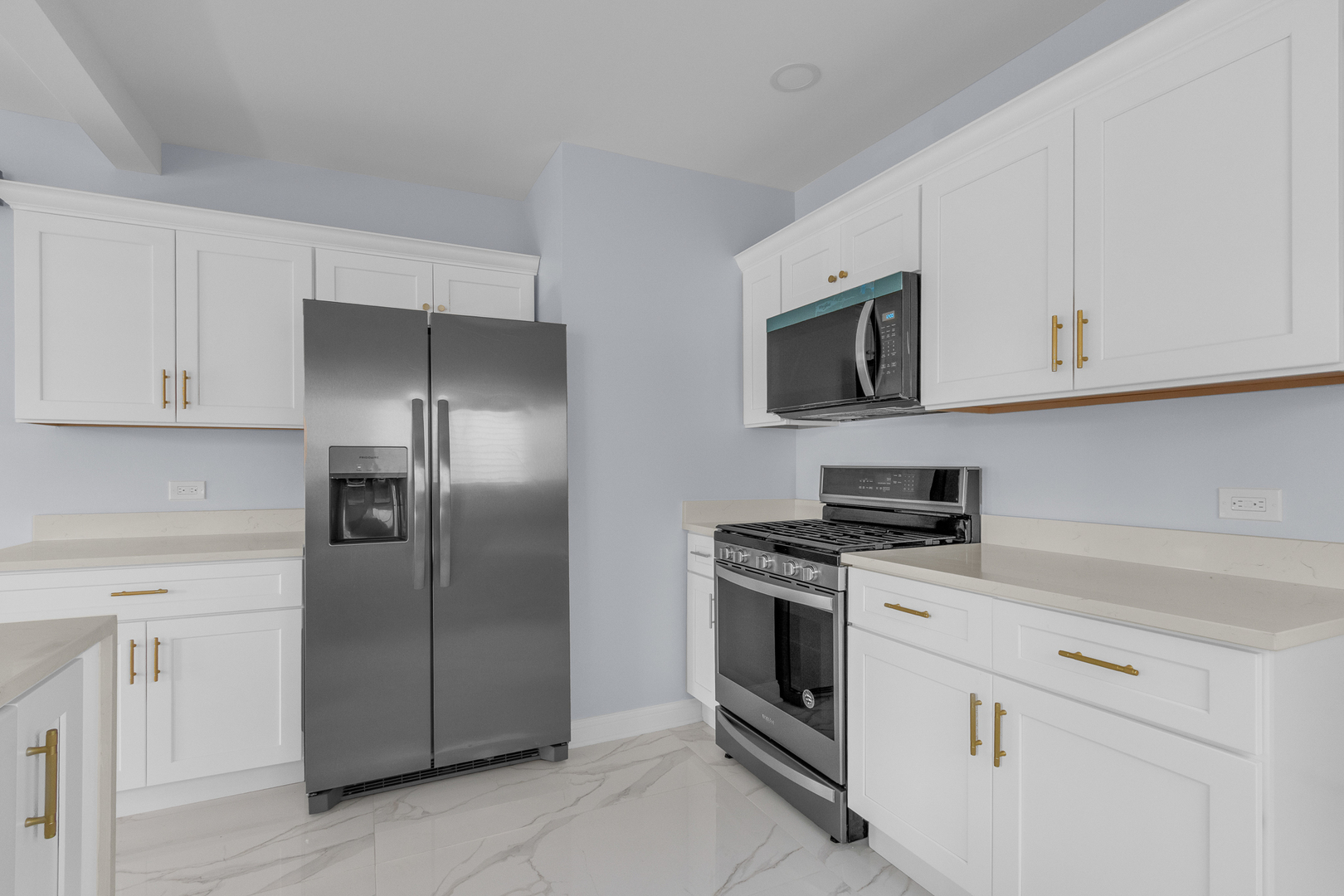 15313 Marshfield Avenue Property Photo 3