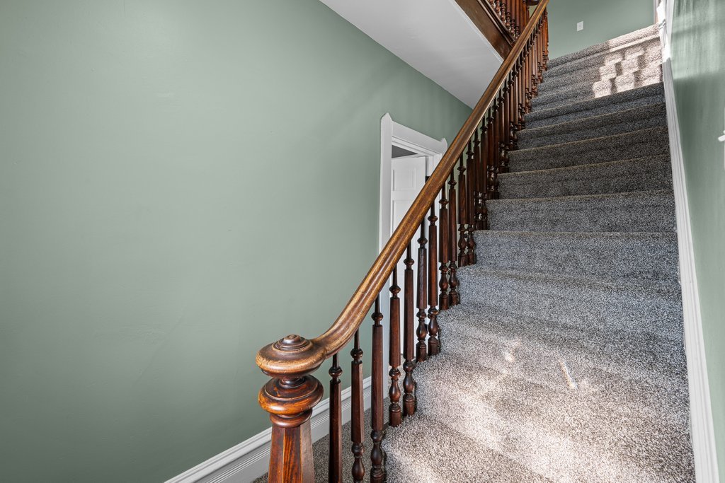 226 S Park Street Property Photo 4