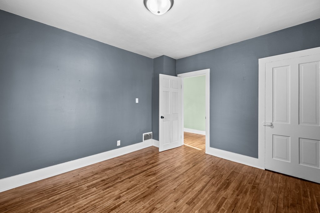 226 S Park Street Property Photo 19
