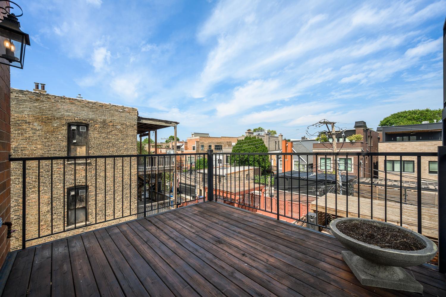 2019 N Racine Avenue 3 Property Photo 17