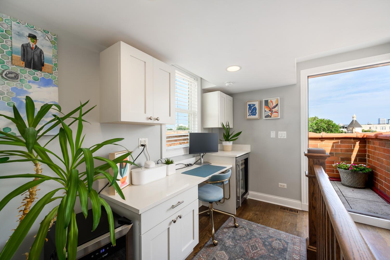 2019 N Racine Avenue 3 Property Photo 18