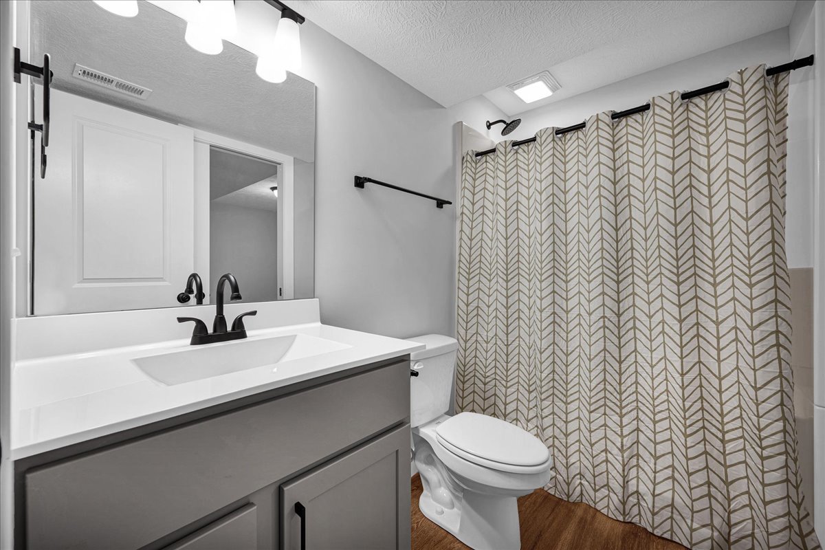 1807 Glenbridge Road Property Photo 18