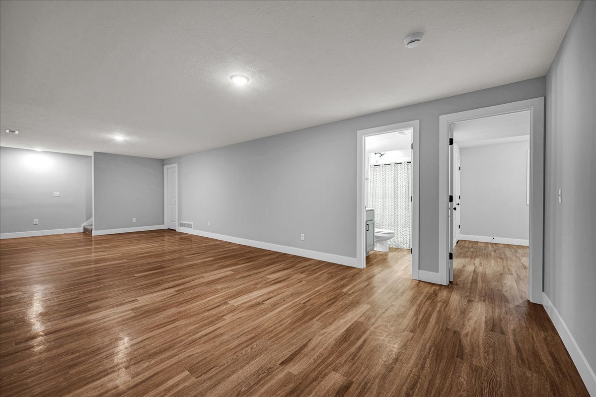 1807 Glenbridge Road Property Photo 24
