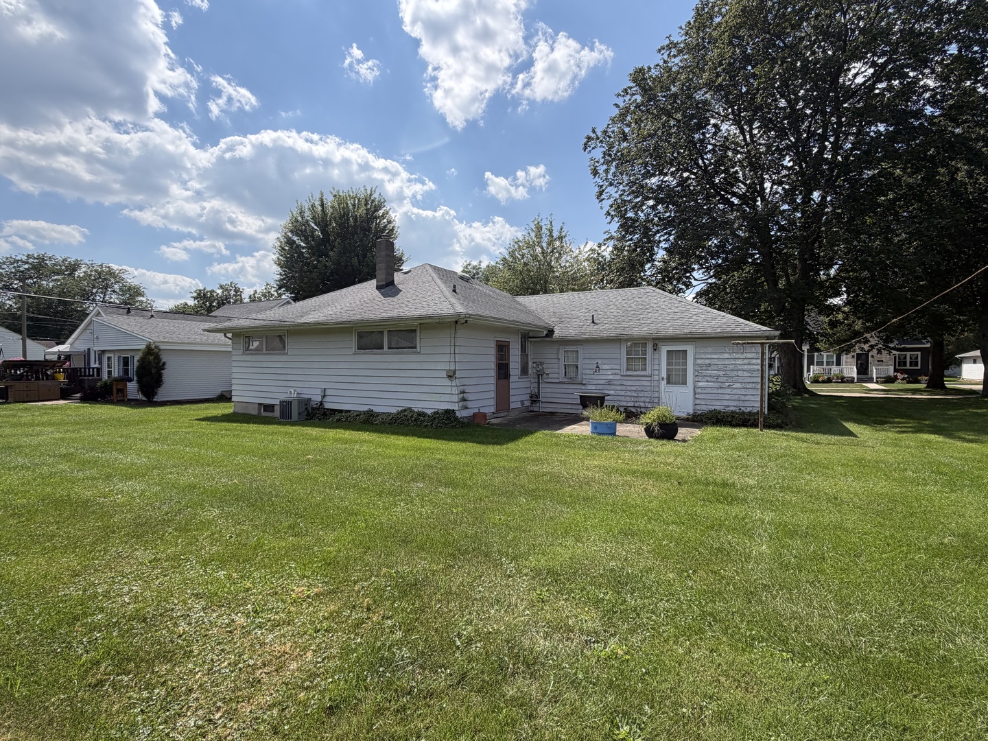 209 S 4th Avenue Property Photo 9