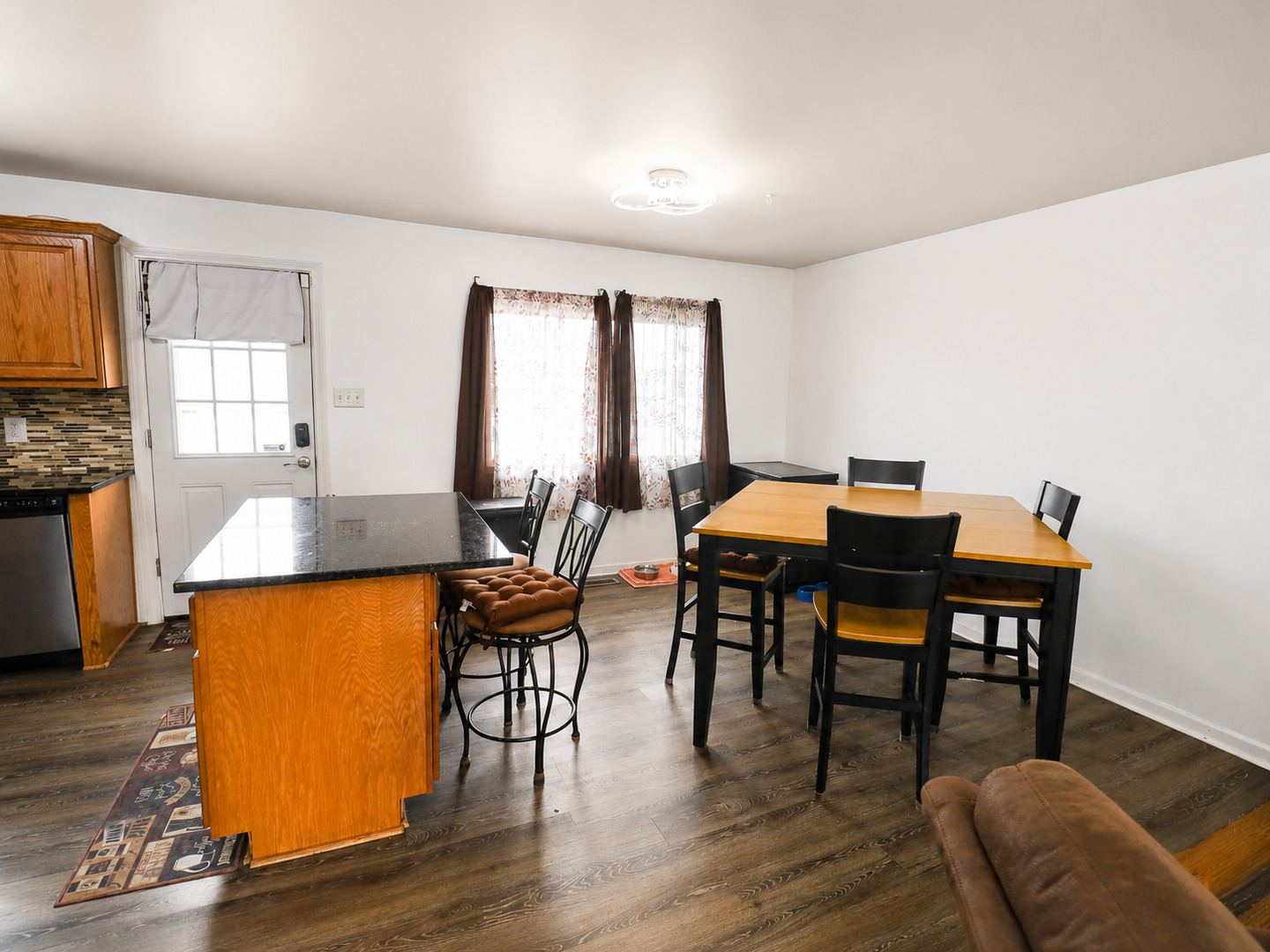307 Hickory Avenue Property Photo 6