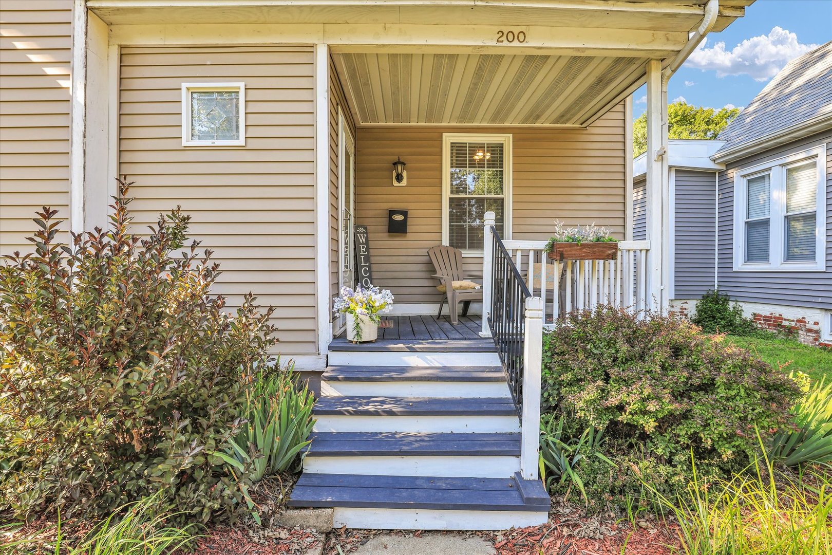 200 E Houghton Street Property Photo 7
