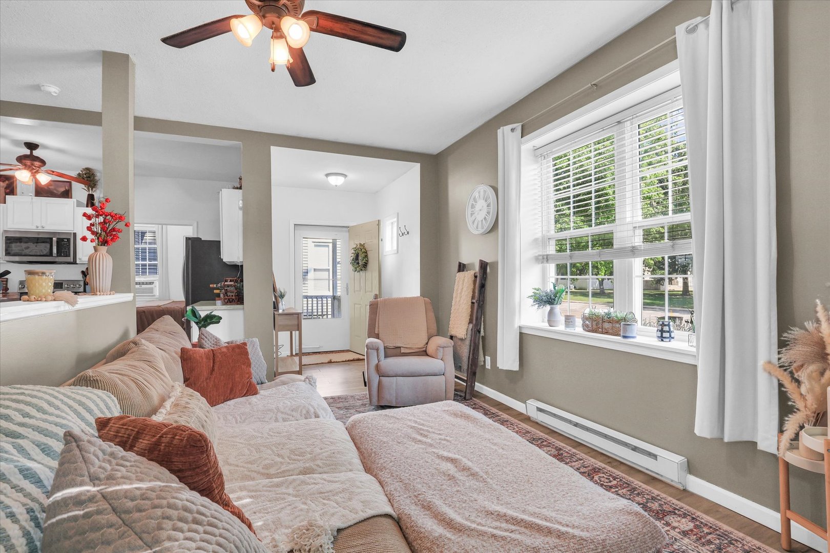 200 E Houghton Street Property Photo 11