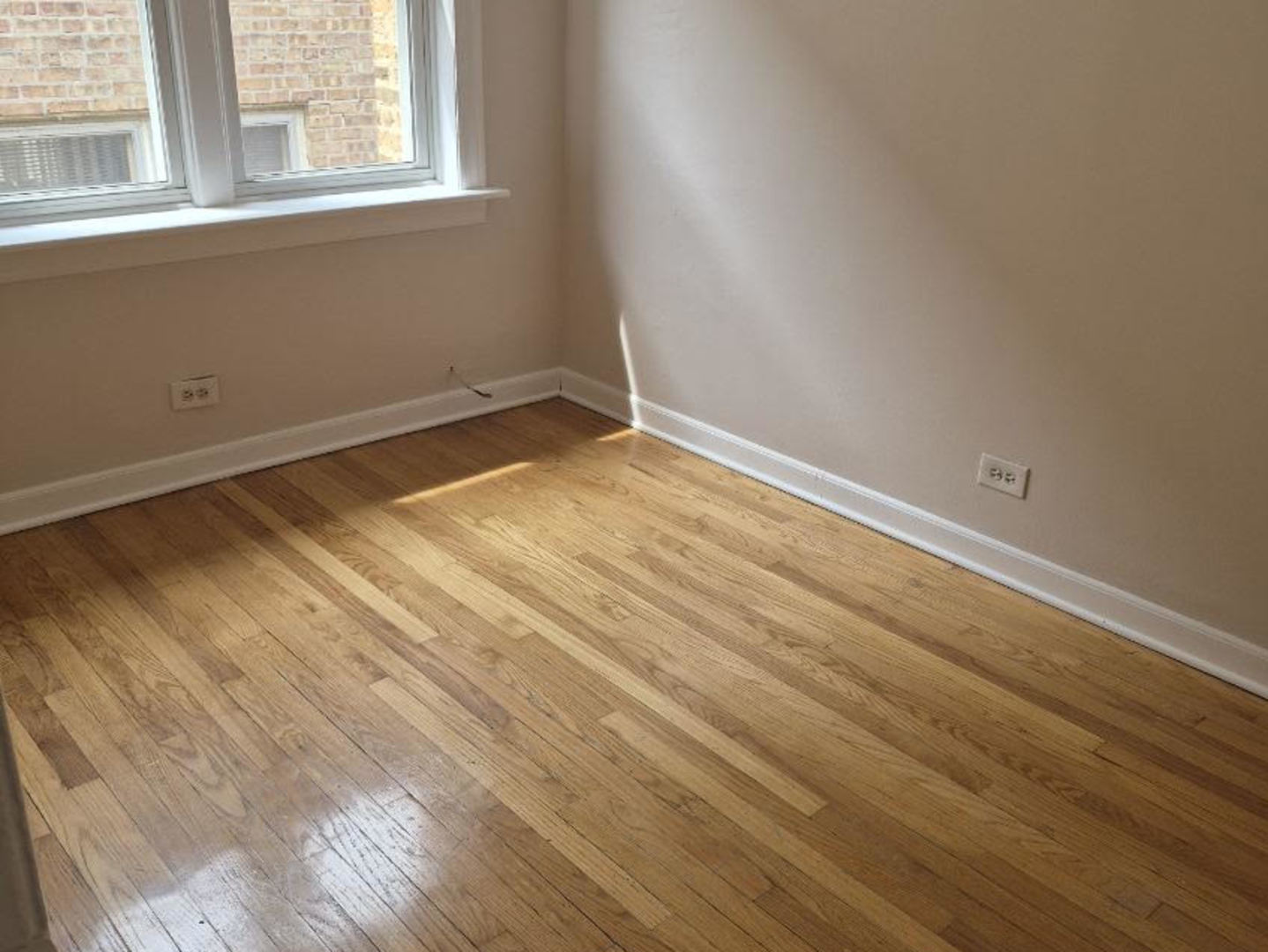 1031 Bellwood Avenue C Property Photo 3