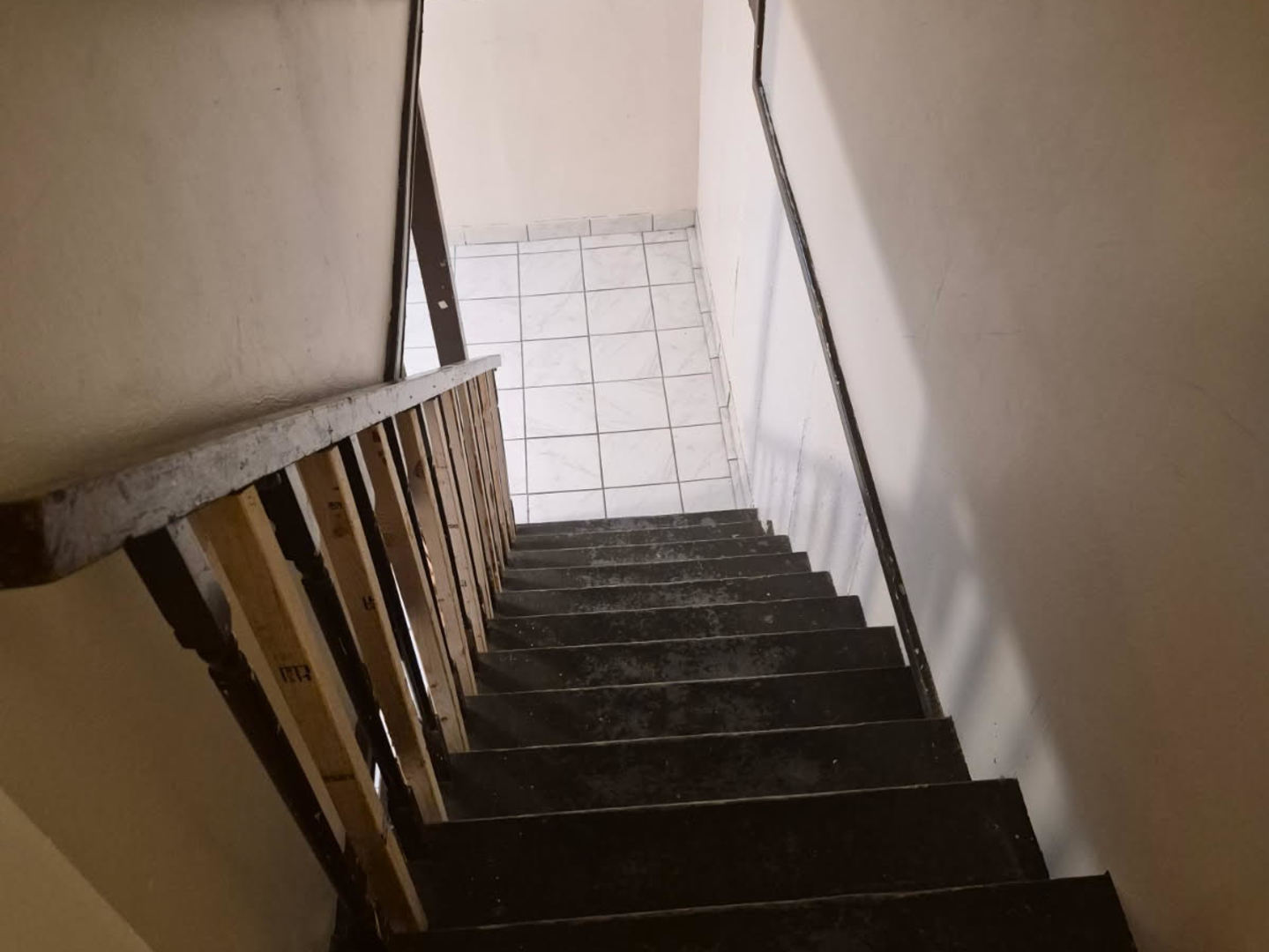 1031 Bellwood Avenue C Property Photo 8