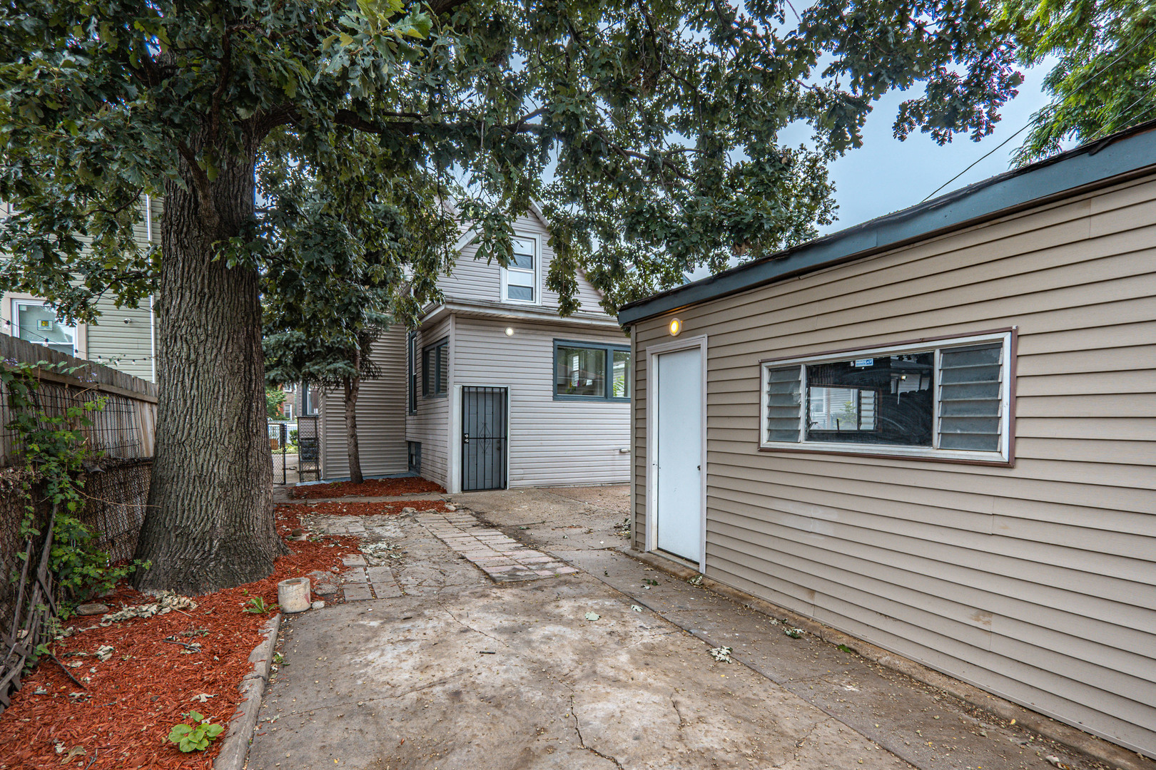 1218 N Parkside Avenue Property Photo 34