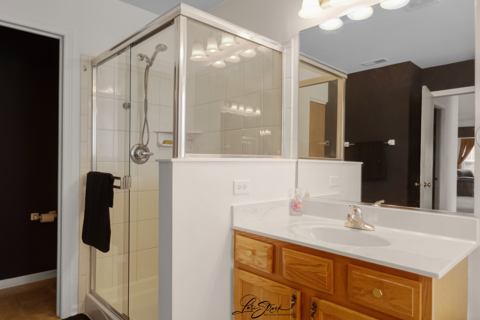 7801 Mossheather Drive Property Photo 17