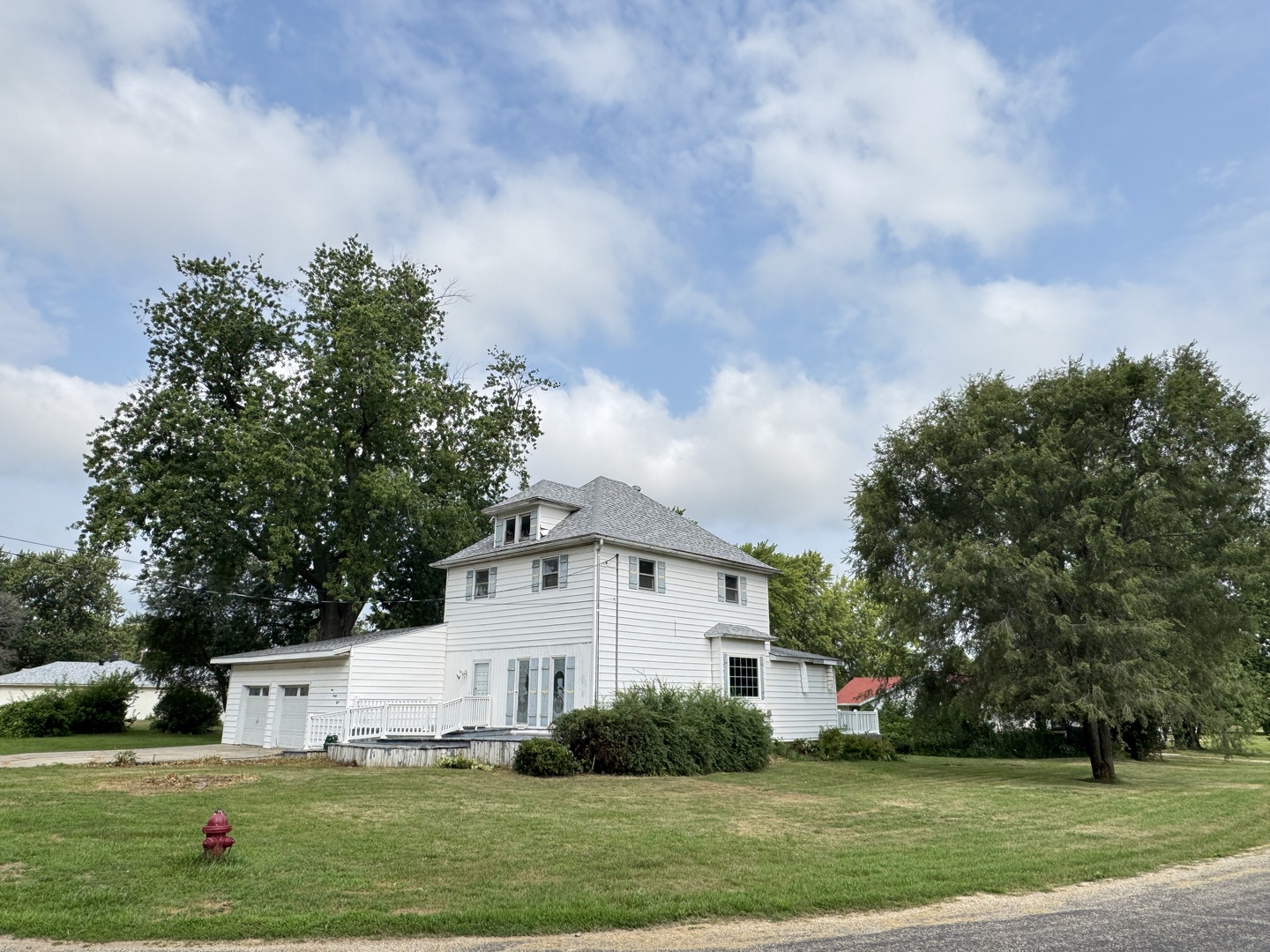 128 East North Railroad Street Property Photo 3