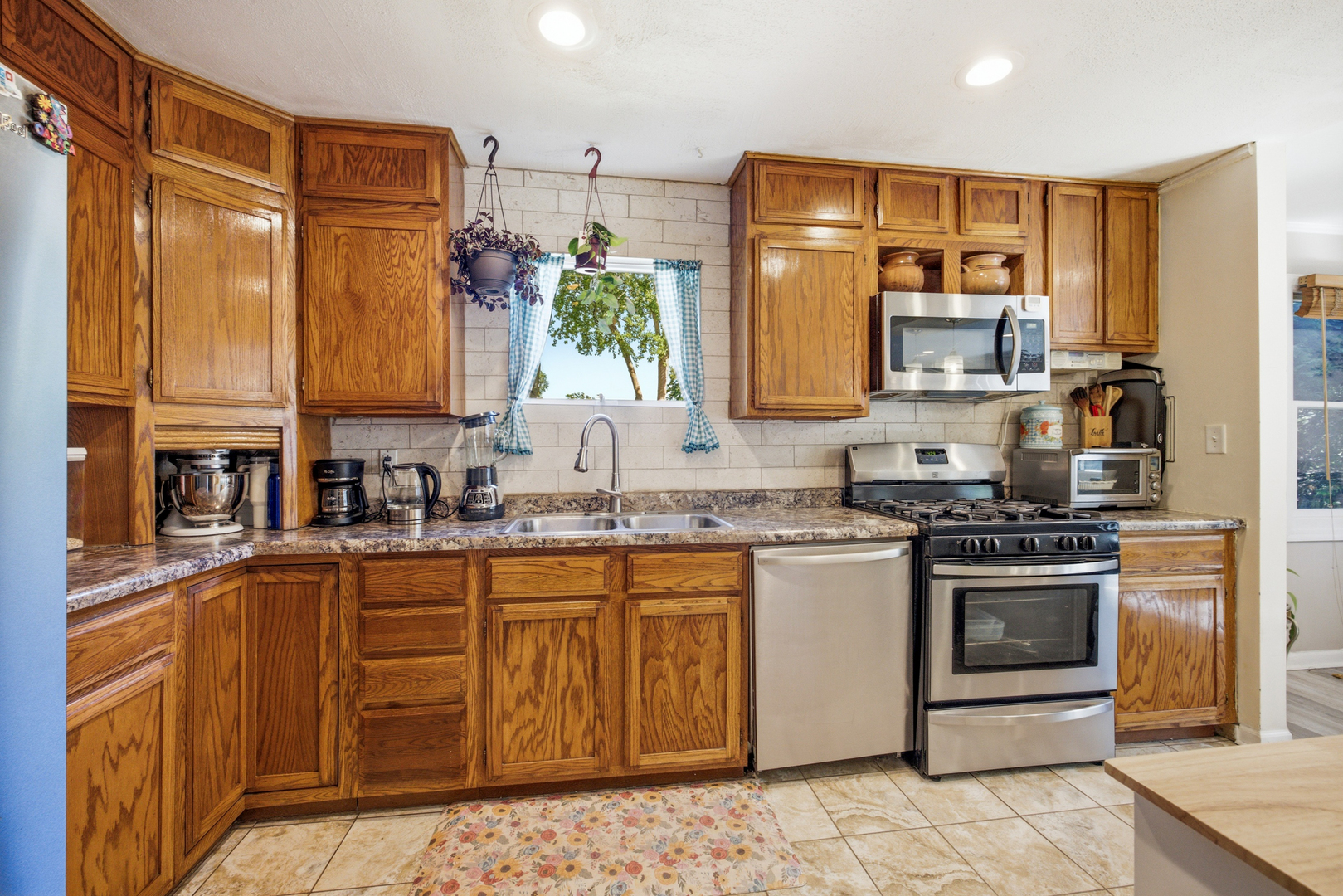 132 Walnut Court Property Photo 7
