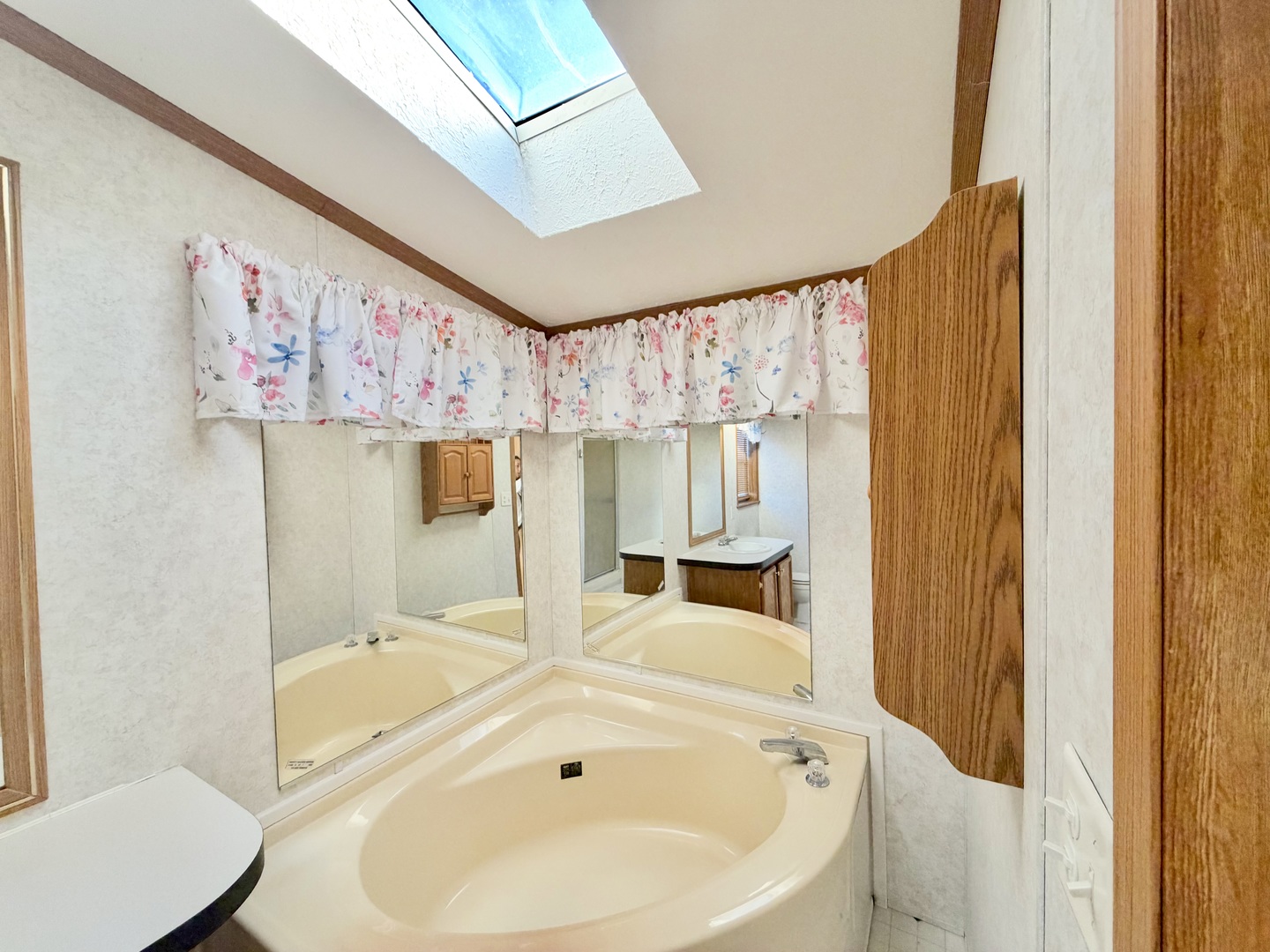 452b Meadowlark Circle Property Photo 13