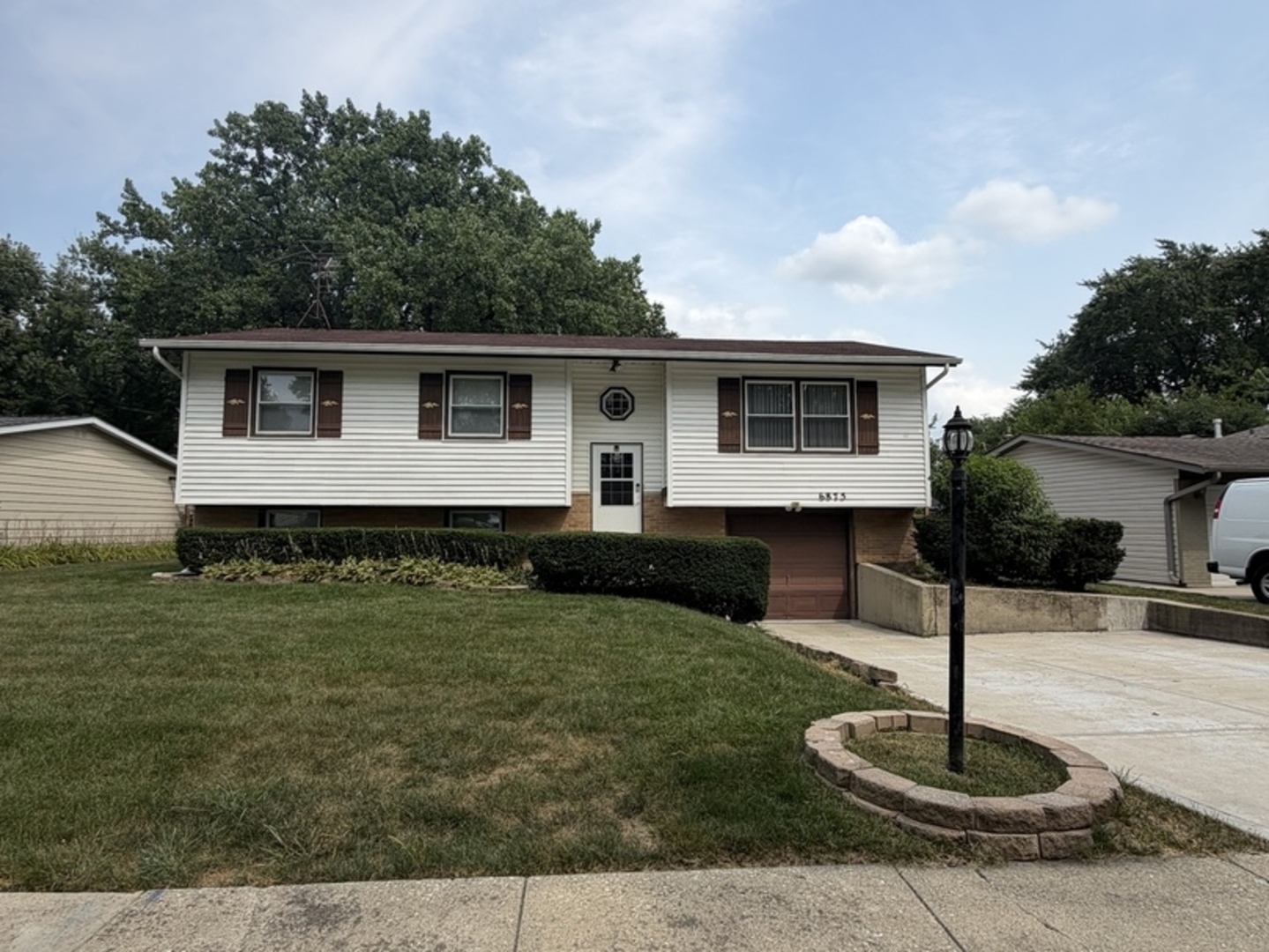 6875 Glenwood Lane Property Photo 1