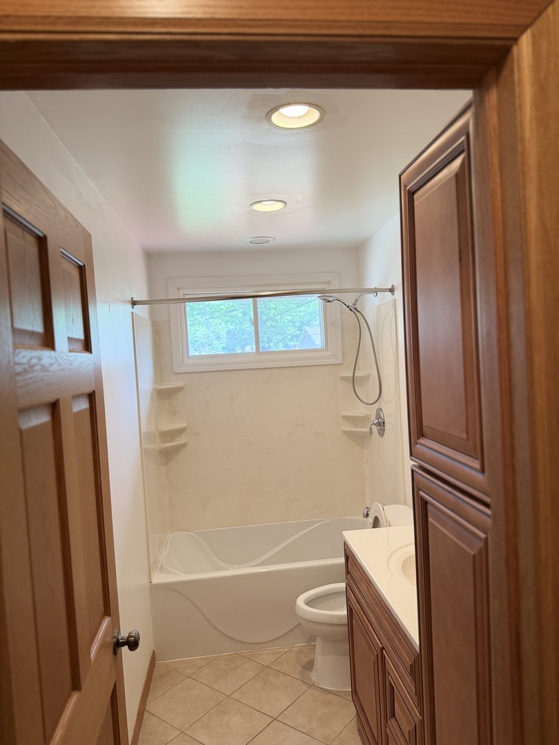 6875 Glenwood Lane Property Photo 12