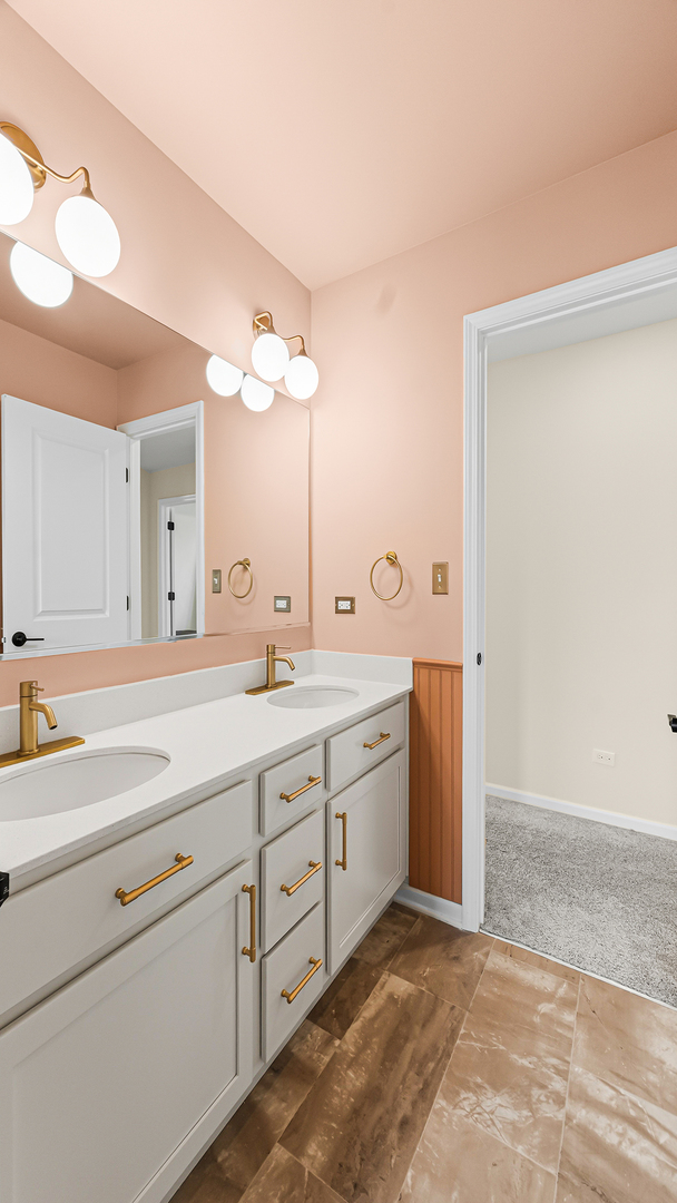 12719575 Property Photo 16