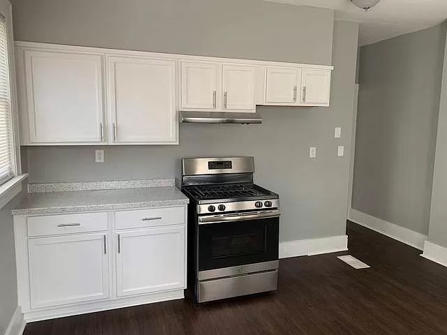 325 N 7th Street Property Photo 4