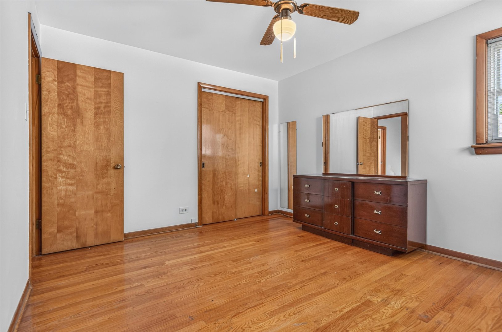 137 W Glengate Avenue Property Photo 14