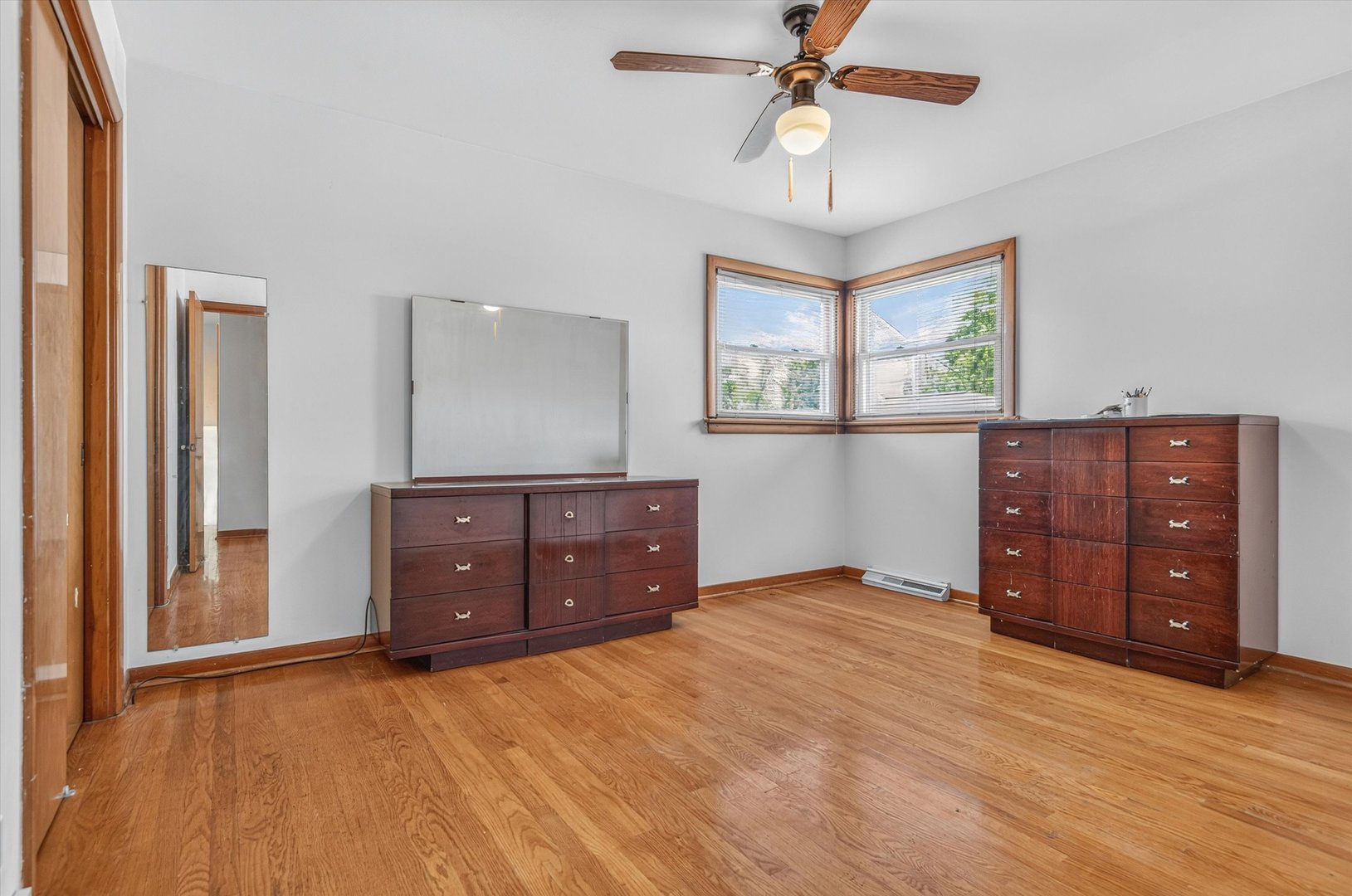 137 W Glengate Avenue Property Photo 15