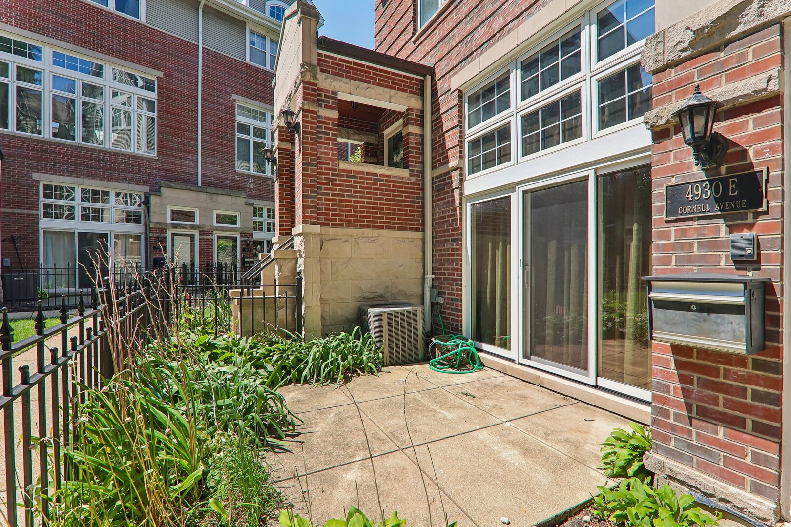 4930 S Cornell Avenue E Property Photo 4
