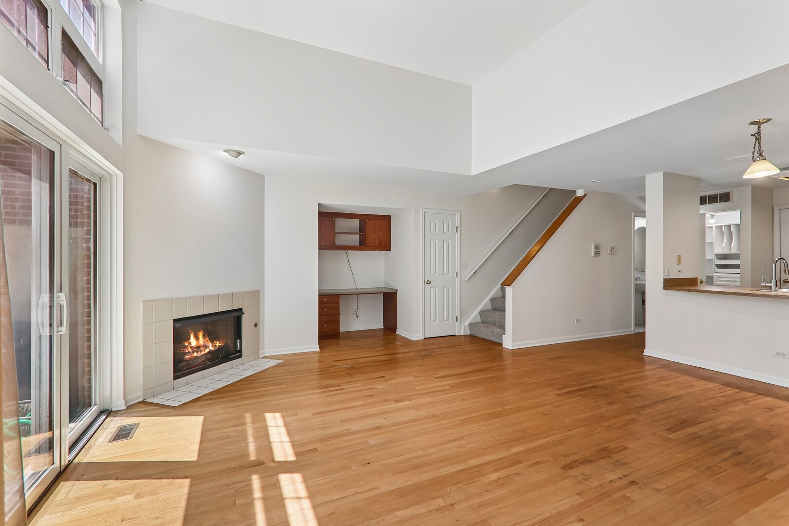 4930 S Cornell Avenue E Property Photo 7