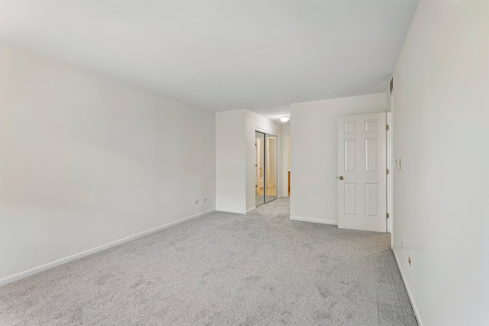 4930 S Cornell Avenue E Property Photo 24