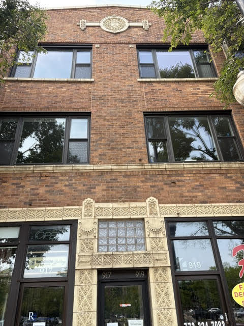 919 W Irving Park Road 3f Property Photo 1