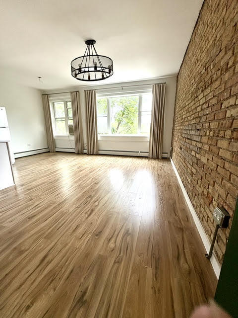 919 W Irving Park Road 3f Property Photo 2