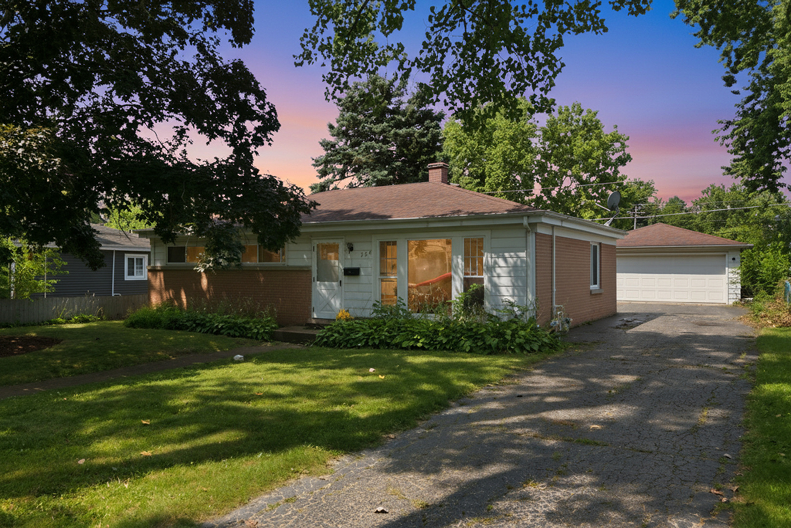 364 N Biermann Avenue Property Photo 1
