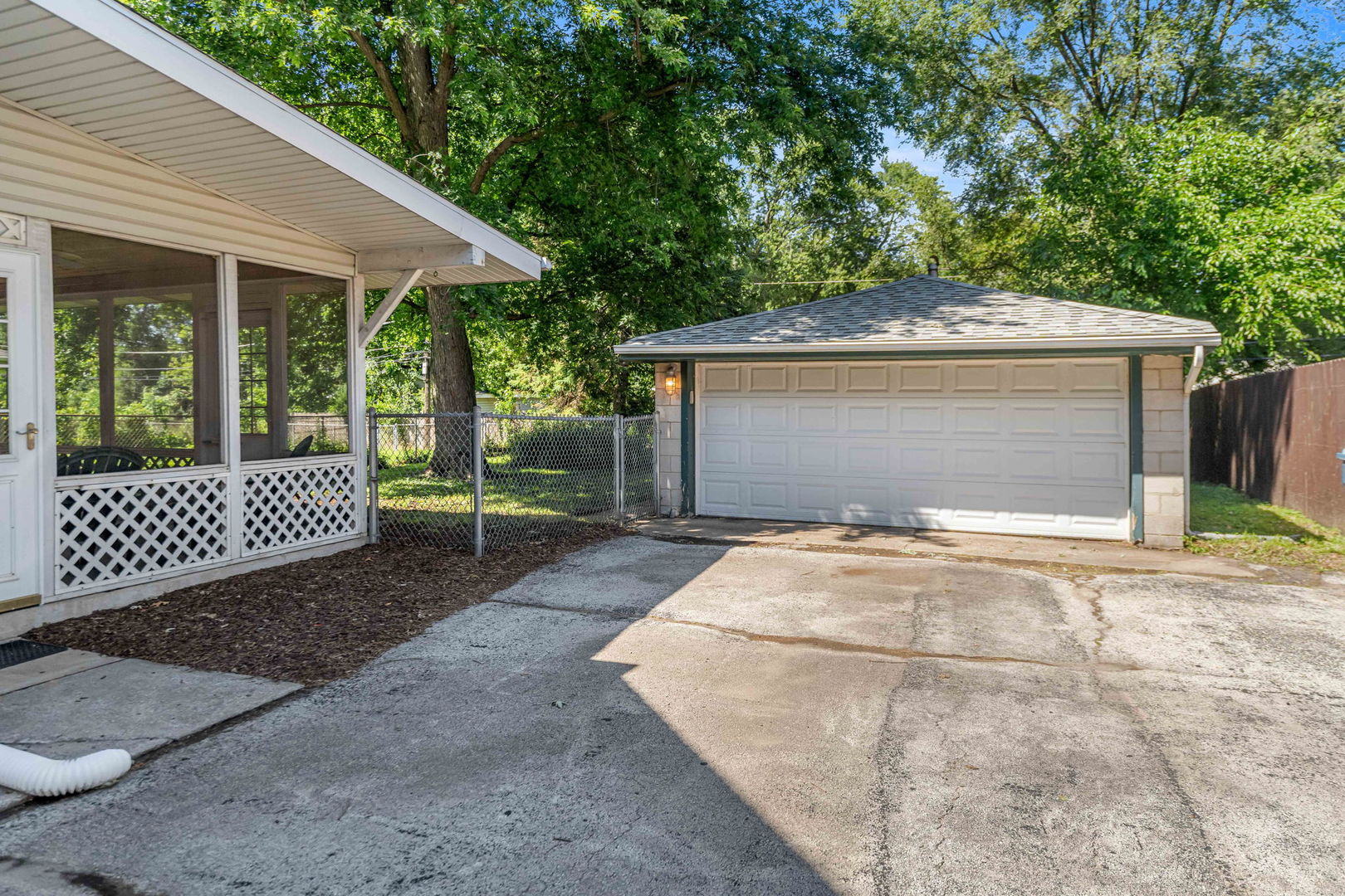 1108 Michigan City Road Property Photo 2
