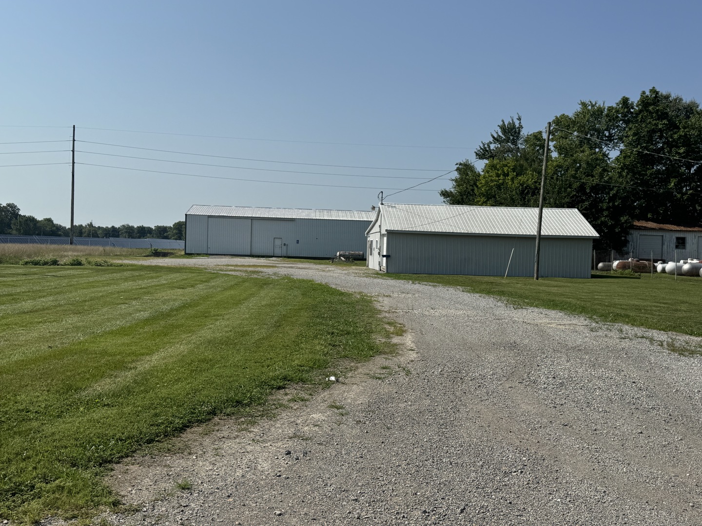 1815 Forest Avenue Property Photo 2